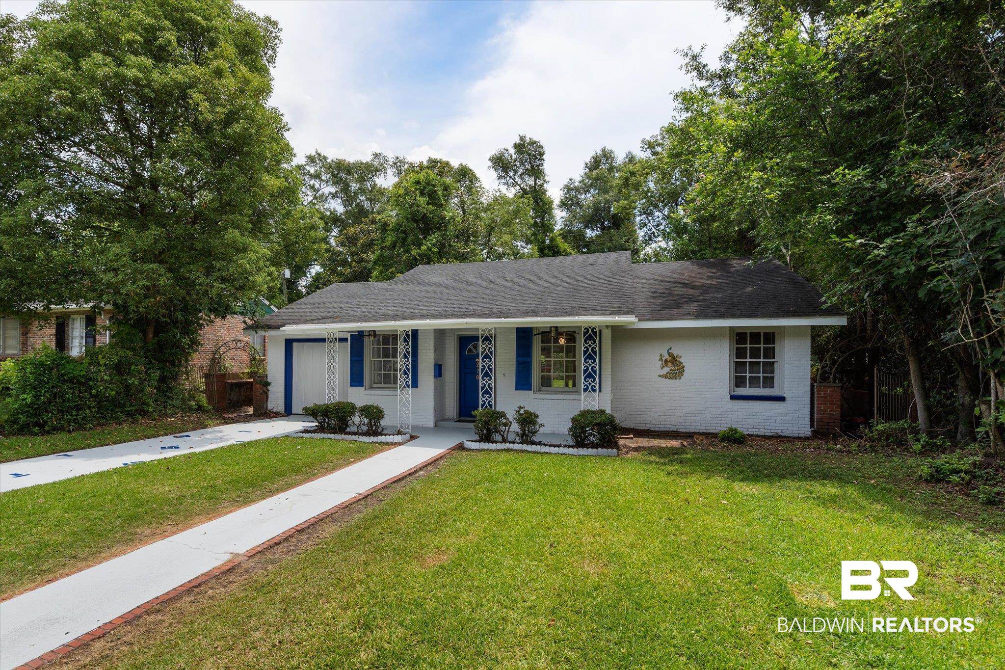 270 Siena Vista Street Mobile, AL 36607 - Photo 1 of 23