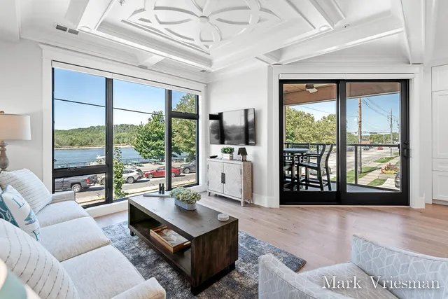 $1,150,000 | 218 South Harbor Drive, Unit 201, Grand Haven, MI 49417