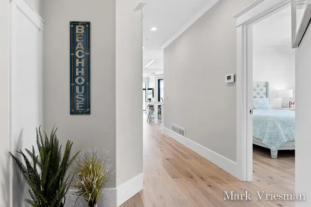 $1,150,000 | 218 South Harbor Drive, Unit 201, Grand Haven, MI 49417