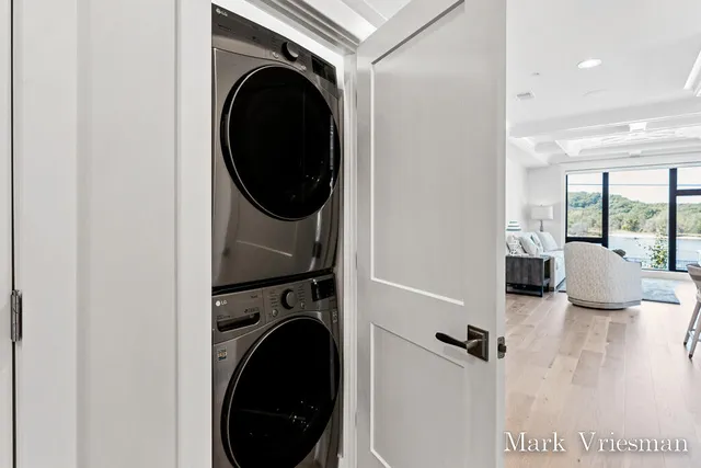 $1,150,000 | 218 South Harbor Drive, Unit 201, Grand Haven, MI 49417