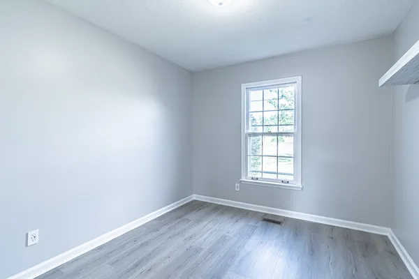 $1,600 | 815 Iris Lane, Clarksville, TN 37042