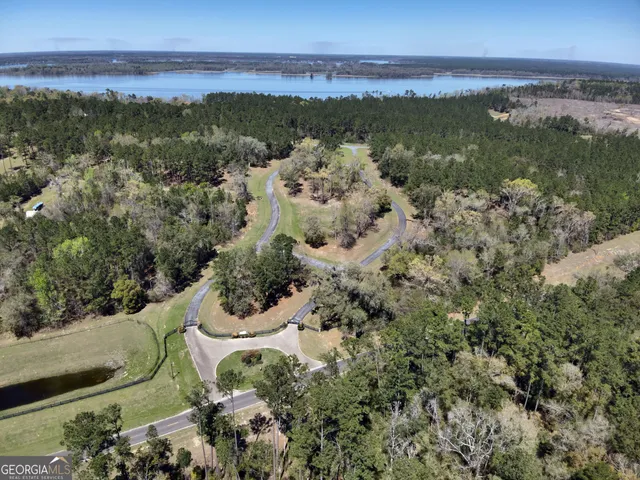 $300,000 | 1-2 Seminole Ridge, Bainbridge, GA 39819