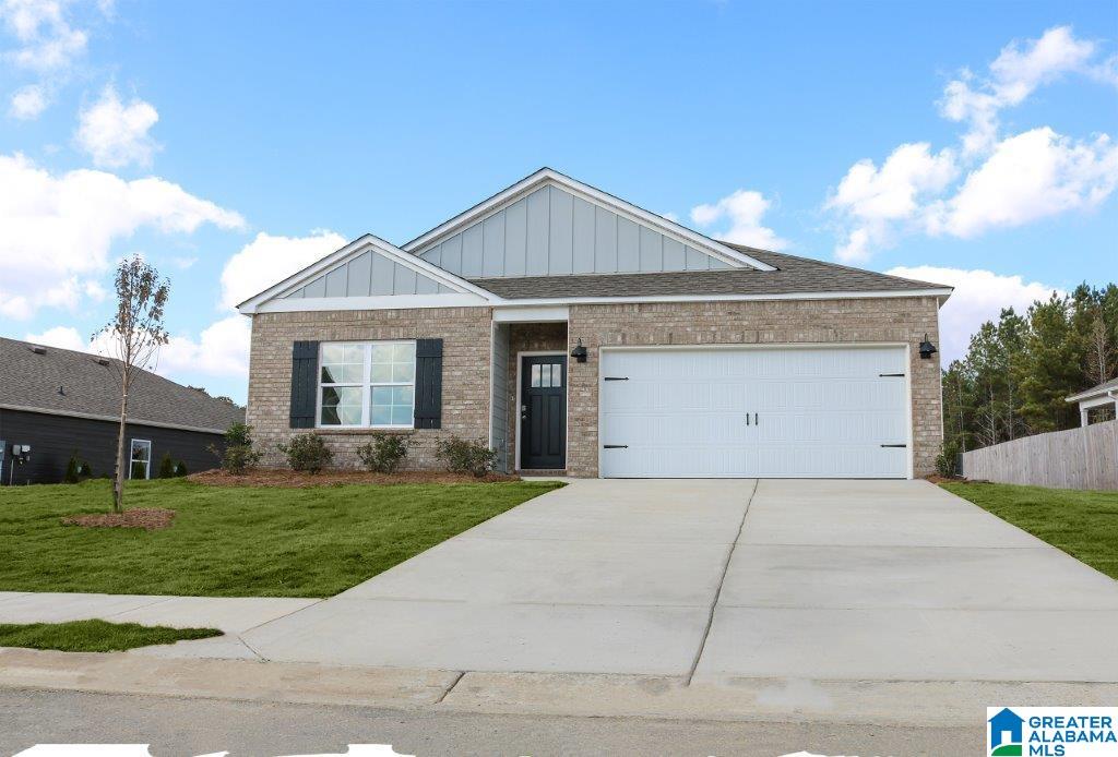 45 Cambridge Way Odenville, AL 35120 - Photo 2 of 16