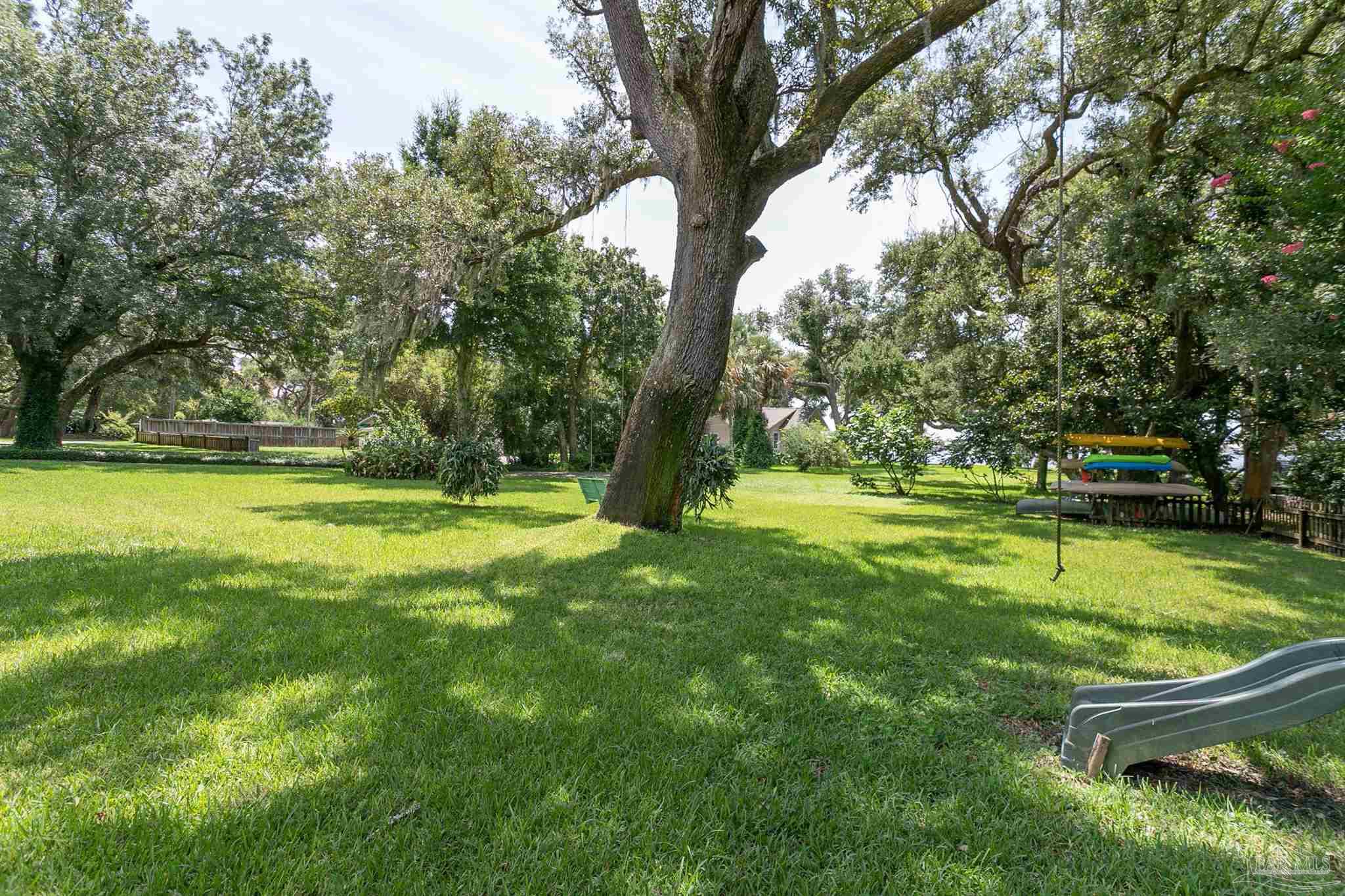 14901 Innerarity Point Road Pensacola, FL 32507 - Photo 15 of 49 Gallery Image 15