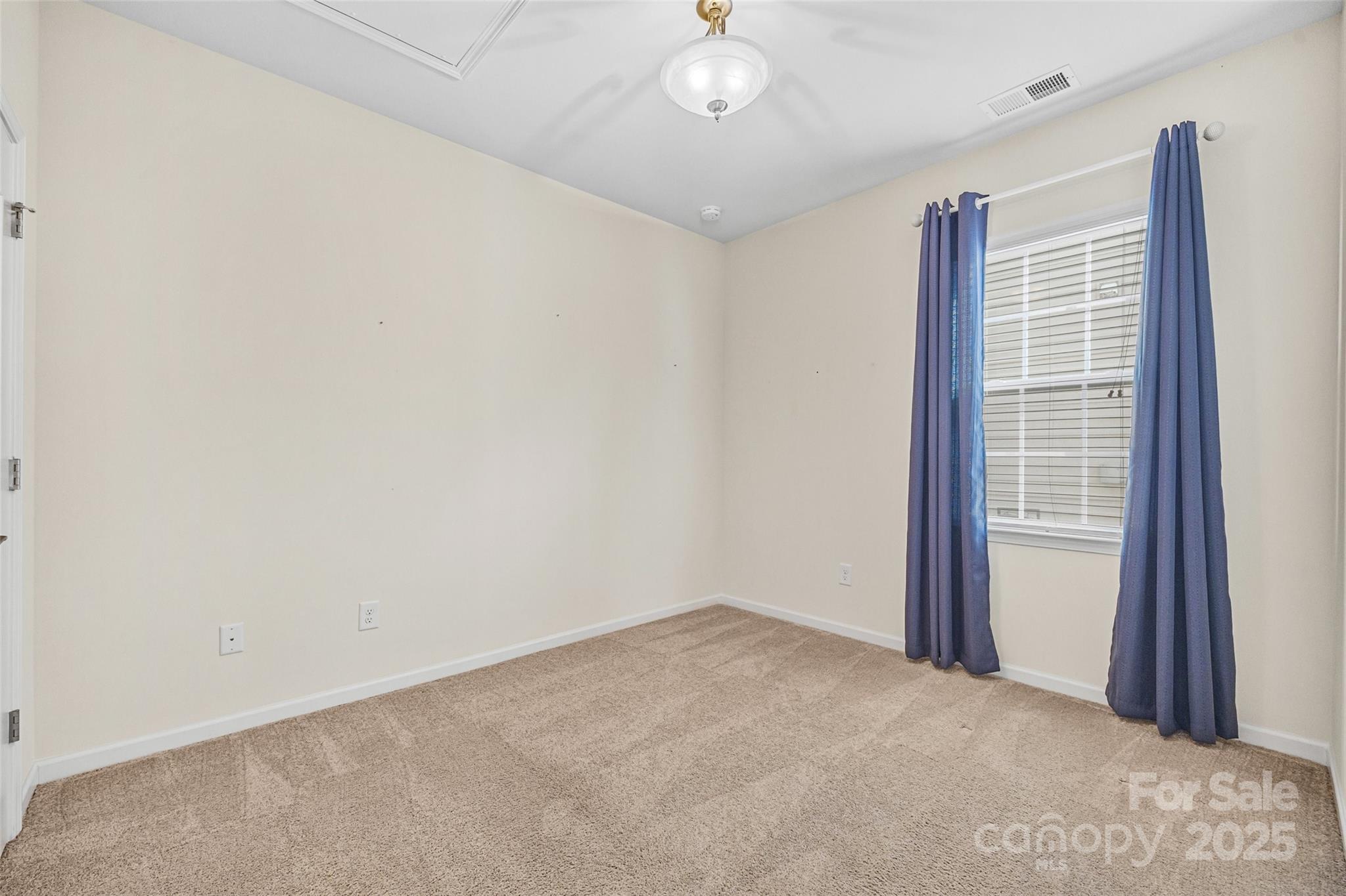 4201 Perth Road Fort Mill, SC 29707 - Photo 8 of 38 an empty room with a window