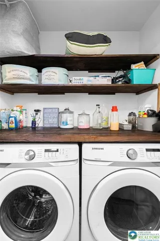 $429,900 | 5043 Foxdale Drive, Whitehall, PA 18052