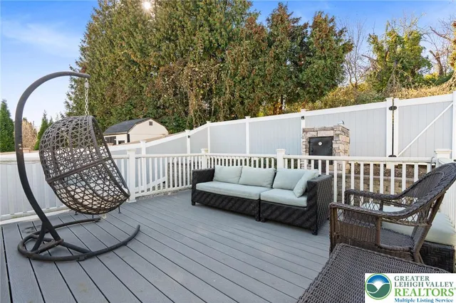 $429,900 | 5043 Foxdale Drive, Whitehall, PA 18052