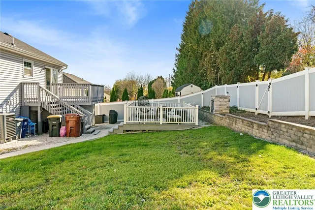 $429,900 | 5043 Foxdale Drive, Whitehall, PA 18052