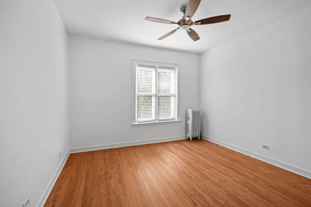 $325,000 | 1424 East Hyde Park Boulevard, Unit 2, Chicago, IL 60615