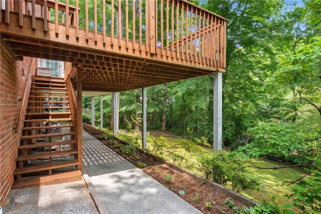 4589 Holliston Road Dunwoody, GA 30360 - Photo 36 of 43