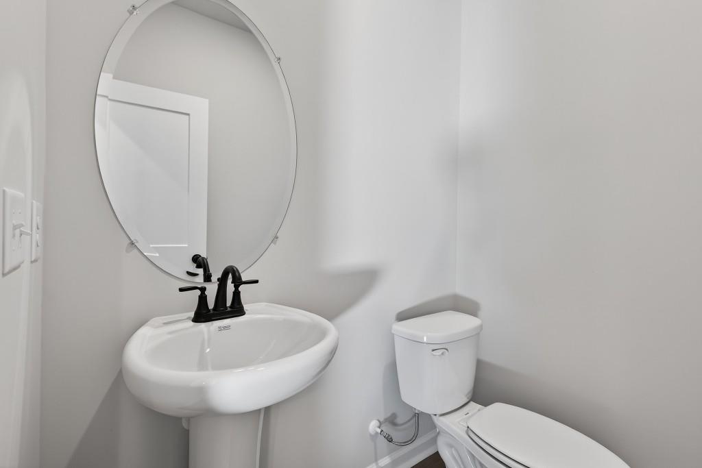 548 Madison Street, Unit 100 Commerce, GA 30529 - Photo 19 of 47