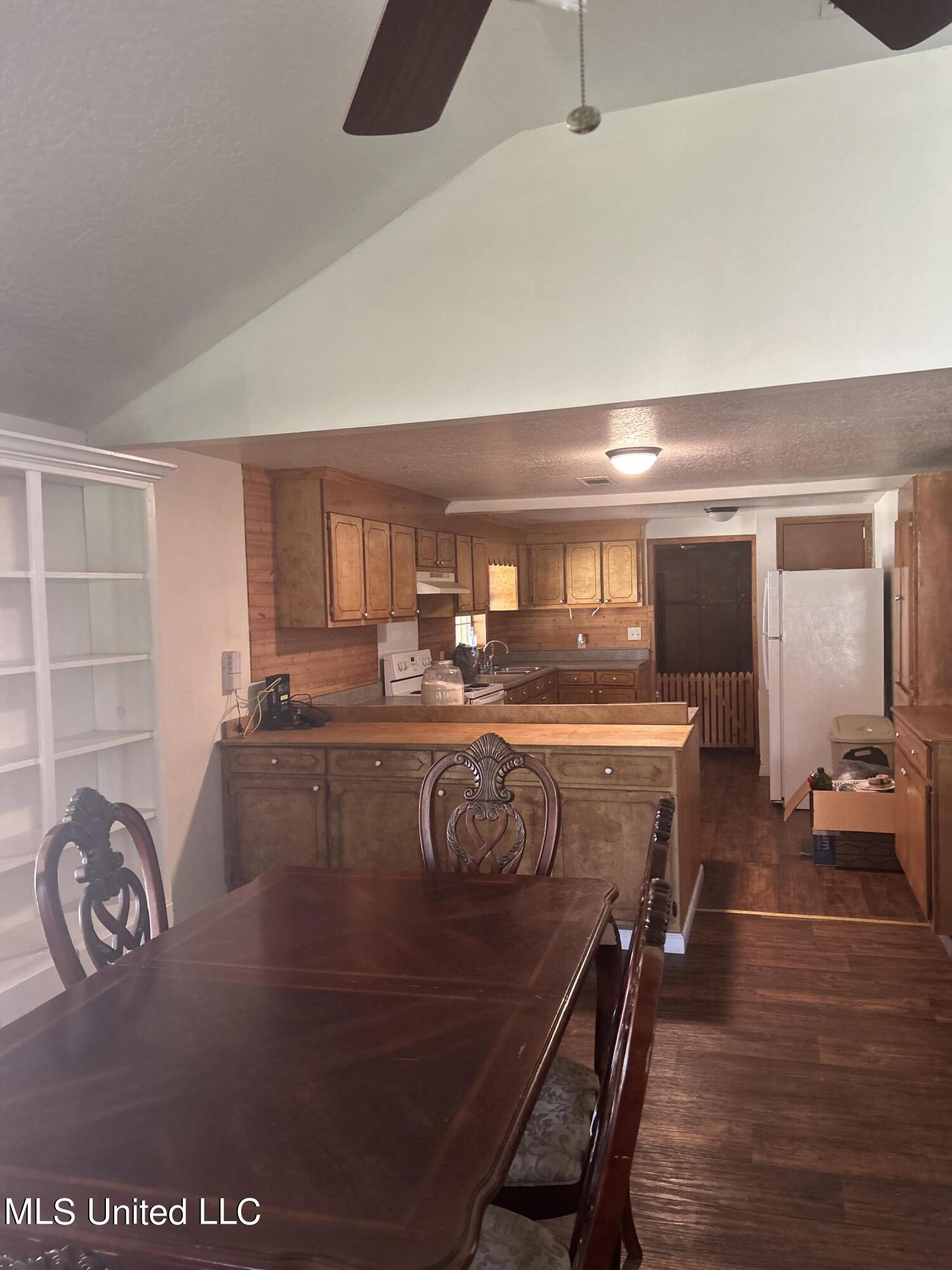 123 Oscar Howard Road Lucedale, MS 39452 - Photo 3 of 13 54AAD6B2-FFD2-4341-BBE8-3E18E295FBD8