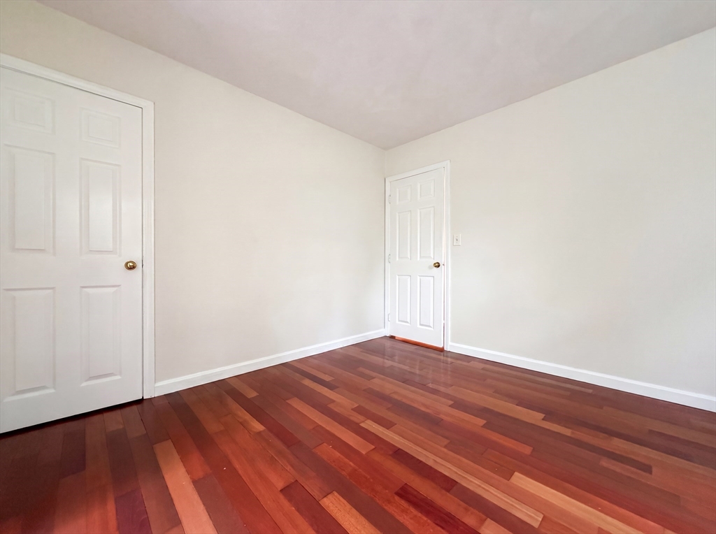153 High Street Topsfield, MA 01983 - Photo 9 of 36