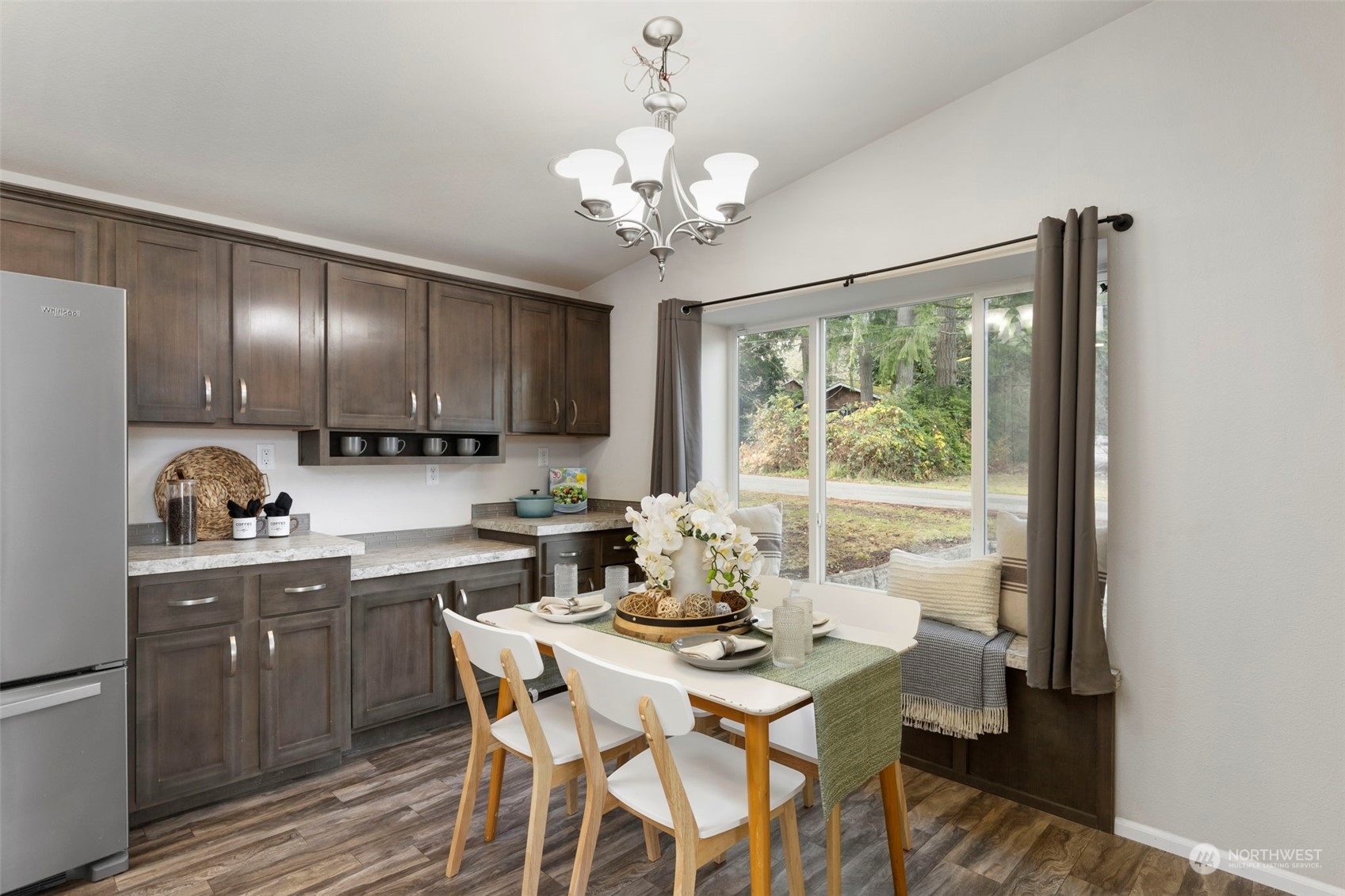 200 Sunnyhill Road West Bremerton, WA 98312 - Photo 11 of 28 Gallery Image 11