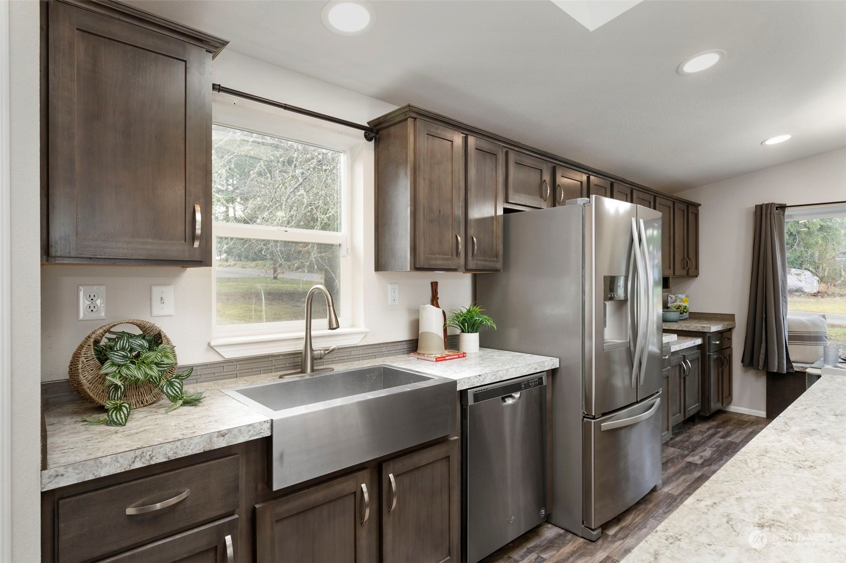 200 Sunnyhill Road West Bremerton, WA 98312 - Photo 10 of 28 Gallery Image 10