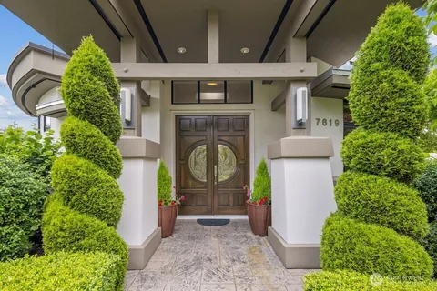 $3,110,000 | 7619 115th Place Northeast, Kirkland, WA 98033