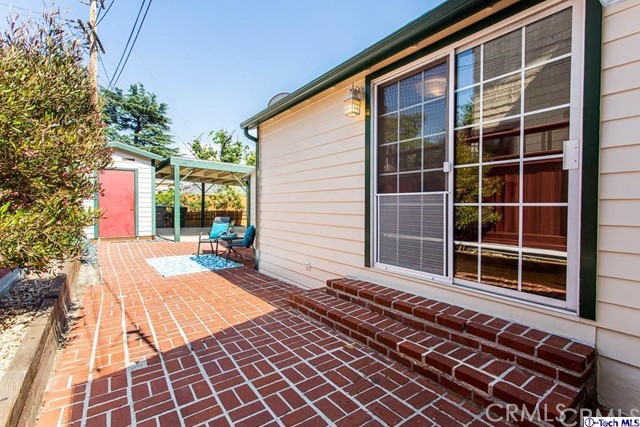 1707 Arlington Avenue Glendale, CA 91208 - Photo 25 of 39 a front view of a house