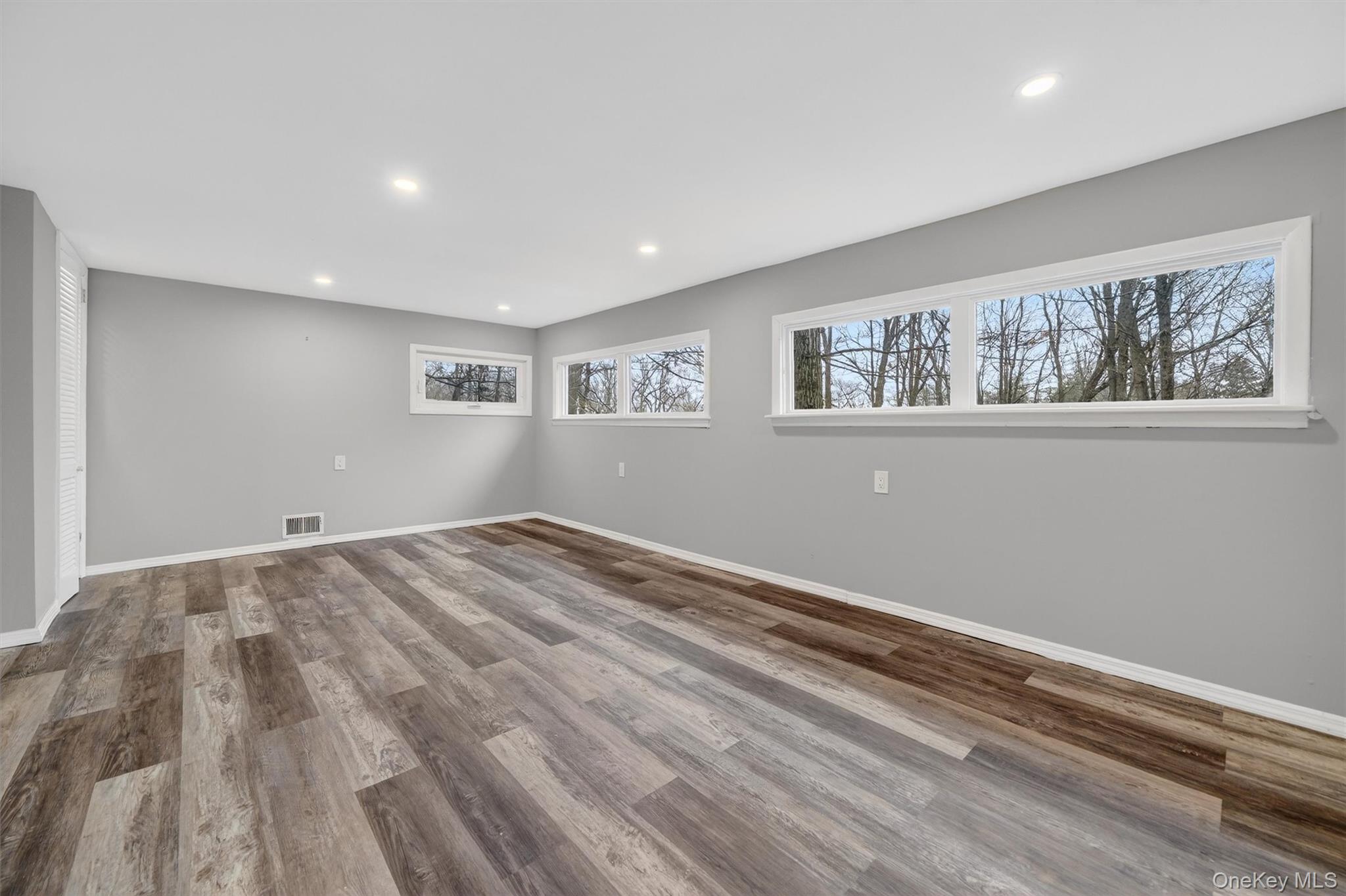 98 South Mount Airy Road Croton-on-Hudson, NY 10520 - Photo 31 of 36 a view of empty room with window