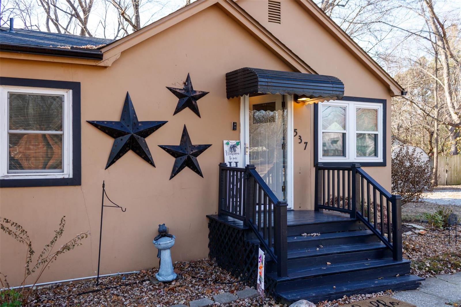 537 St Clair Road Fairview Heights, IL 62208 - Photo 2 of 43