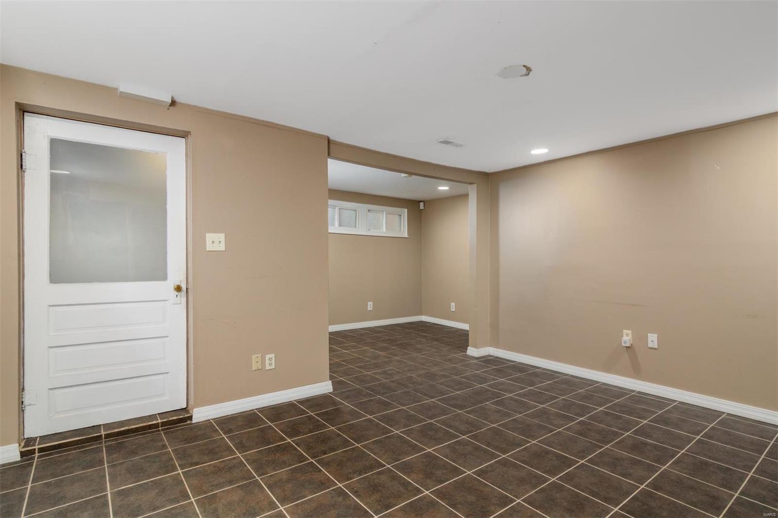 537 St Clair Road Fairview Heights, IL 62208 - Photo 23 of 43