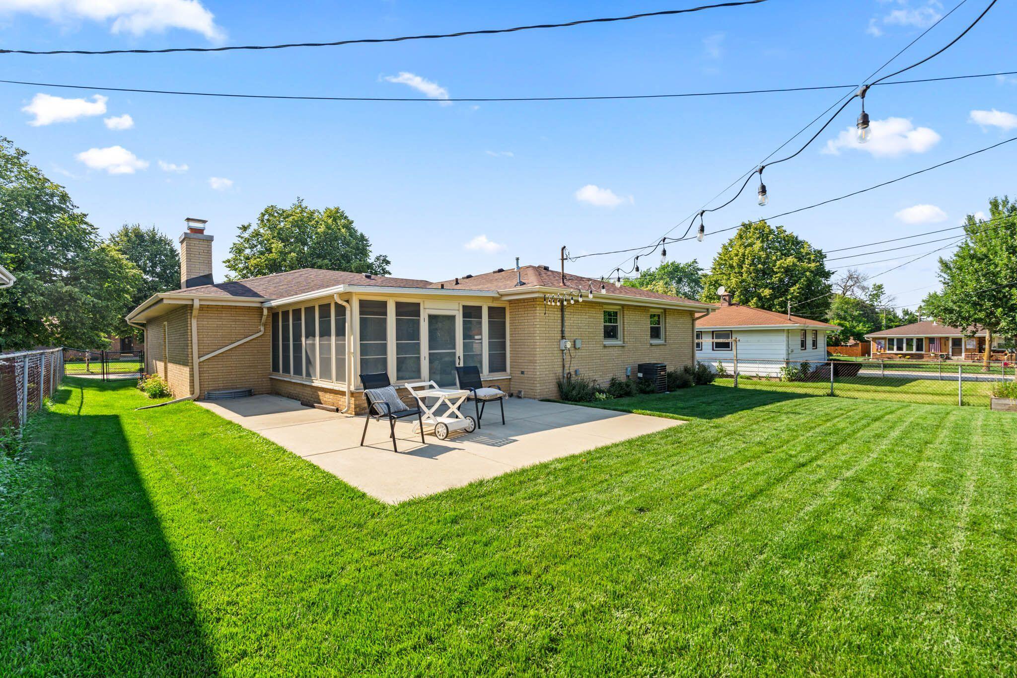 5554 South 25th Street Milwaukee, WI 53221 - Photo 18 of 19 Patio