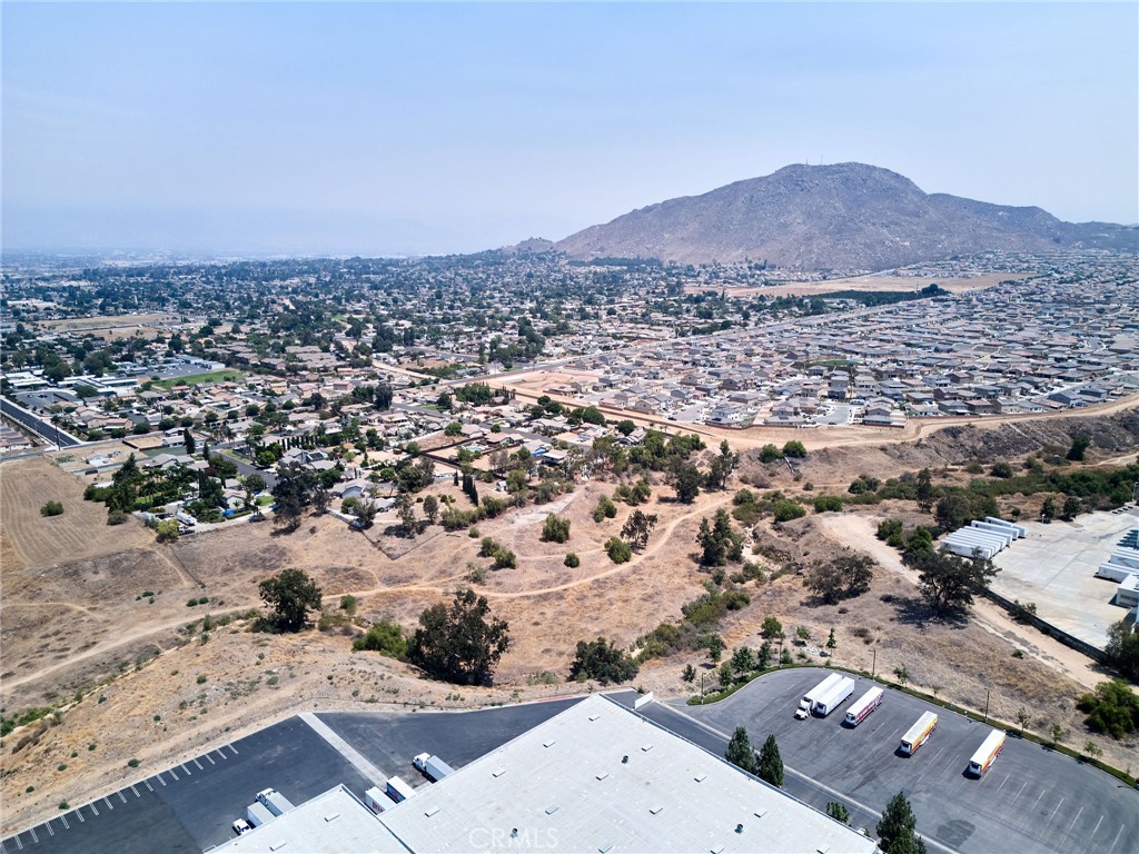 7 Gage Riverside, CA 92507 - Photo 8 of 10 an aerial view of multiple house