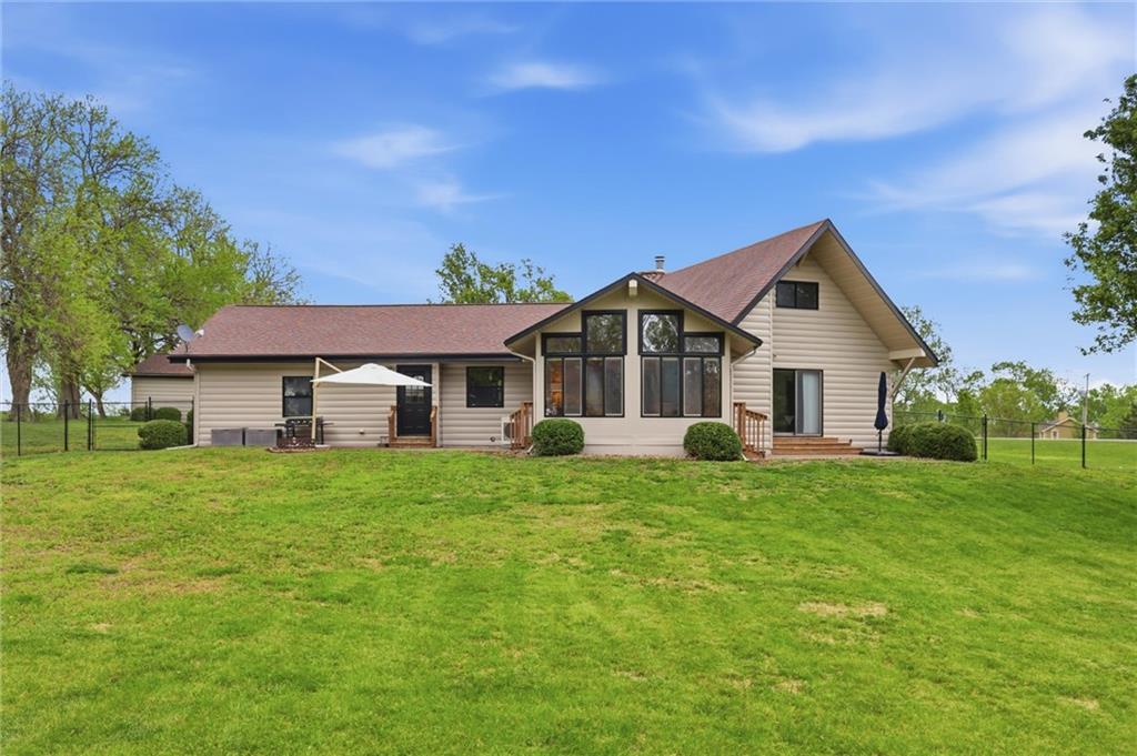 24324 Old Kc Road Paola, KS 66071 - Photo 34 of 45