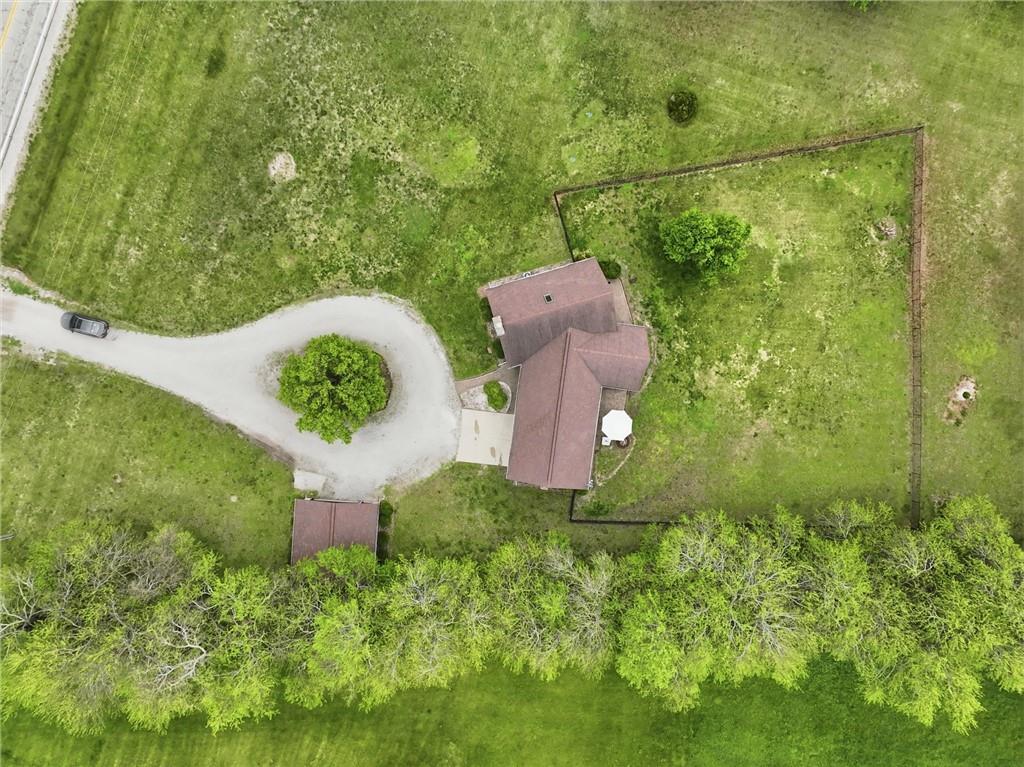 24324 Old Kc Road Paola, KS 66071 - Photo 40 of 45