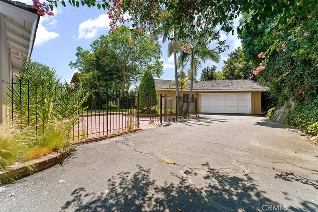 $1,950,000 | 27846 Palos Verdes Drive East, Rancho Palos Verdes, CA 90275