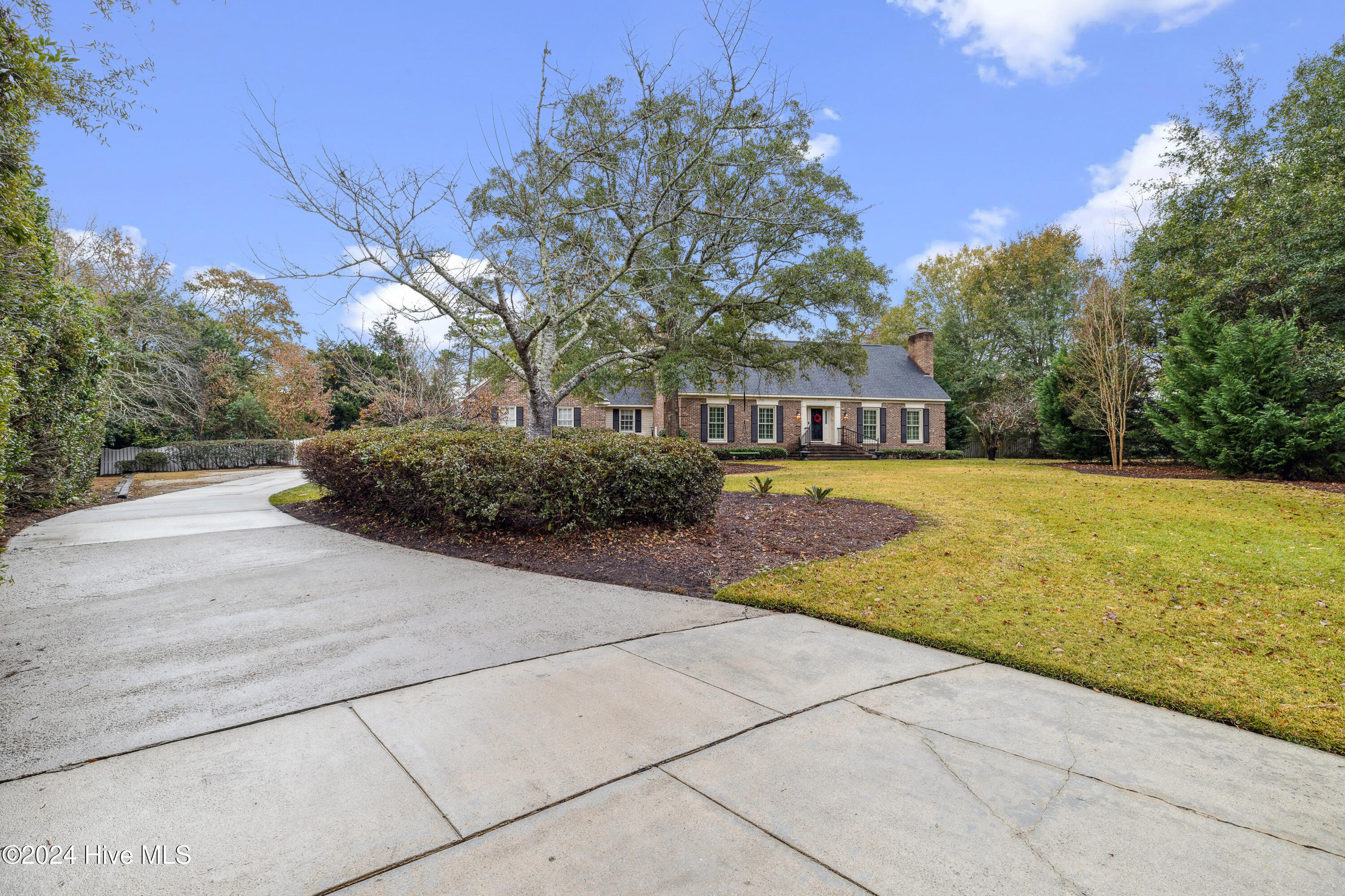 2013 Hawthorne Road Wilmington, NC 28403 - Photo 2 of 72 GI - 2013 Hawthorne Rd - Listing-2