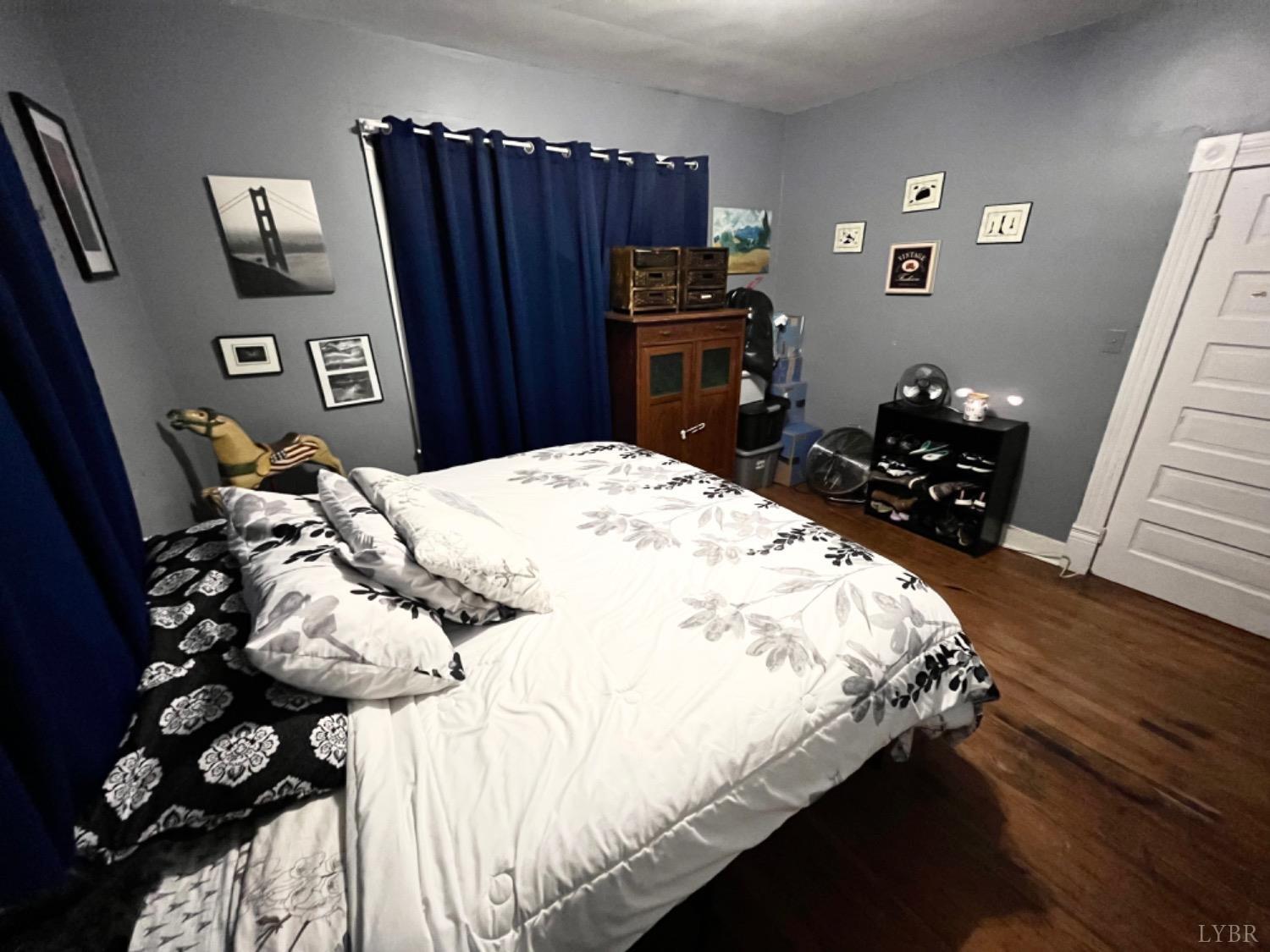 165 Cedar Gate Road Monroe, VA 24574 - Photo 23 of 37 a bedroom with a bed and a closet