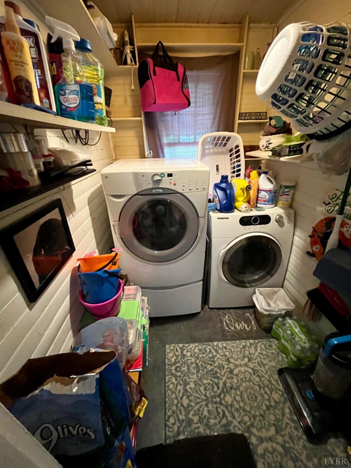 165 Cedar Gate Road Monroe, VA 24574 - Photo 33 of 37 a utility room with sink dryer and washer