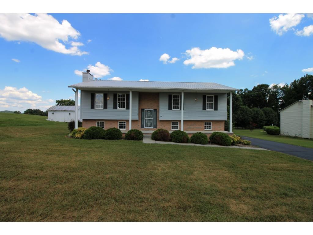 584 Liberty Church Road Gray, TN 37615 - Photo 1 of 35 Photo 1