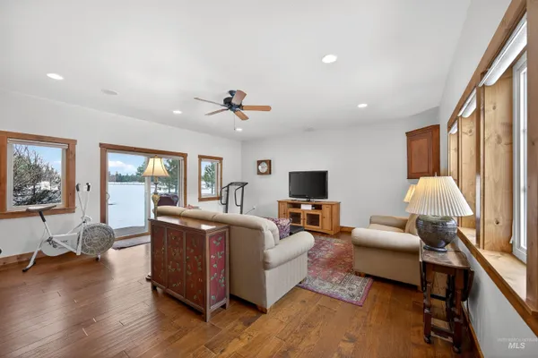 $1,349,000 | 319 Otter Pond Lane, McCall, ID 83638