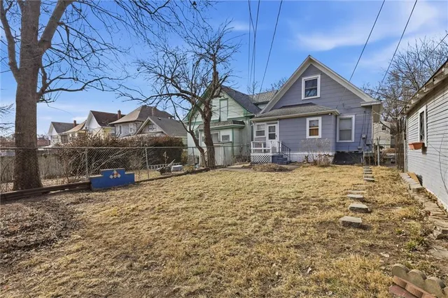 $331,500 | 4231 Wyoming Street, Kansas City, MO 64111