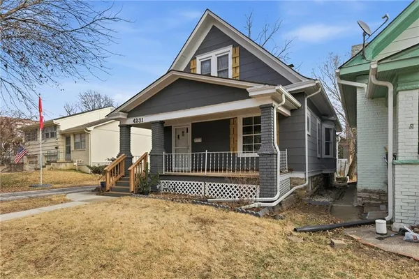 $320,000 | 4231 Wyoming Street, Kansas City, MO 64111