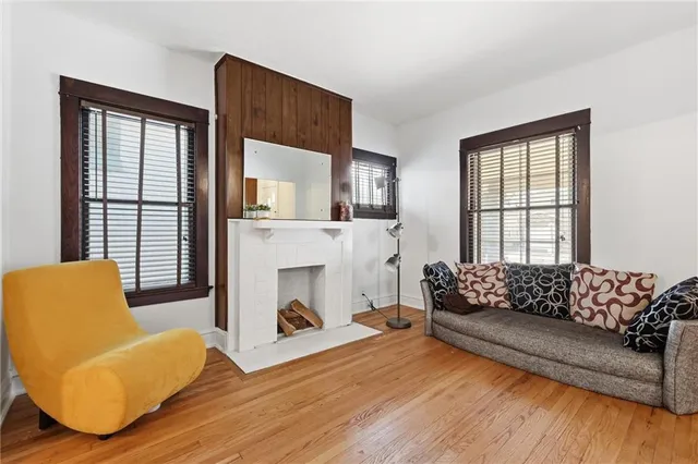 $331,500 | 4231 Wyoming Street, Kansas City, MO 64111