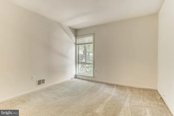$2,700 | 3863 Persimmon Circle, Fairfax, VA 22031