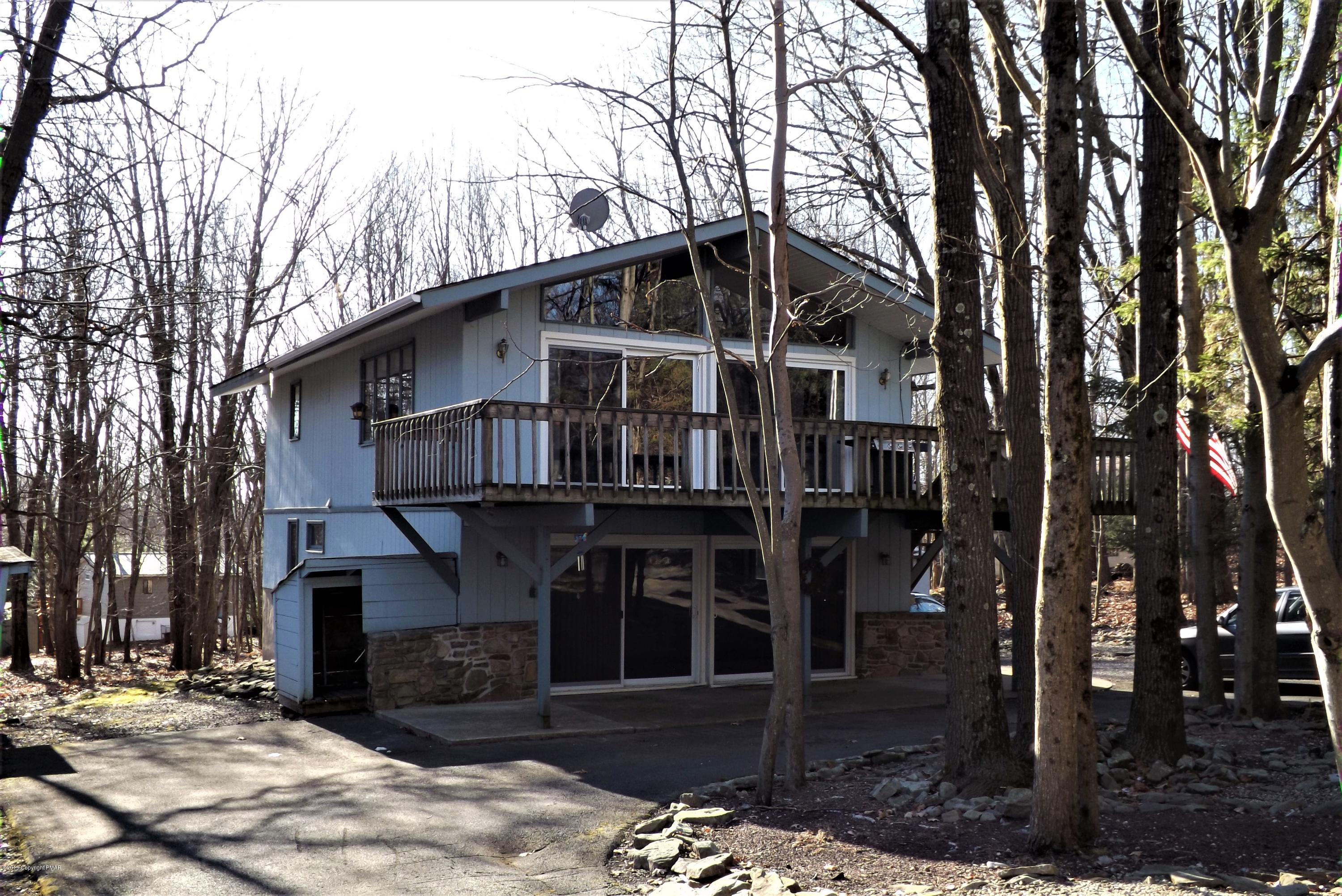 122 Maple Road Blakeslee, PA 18610 - Photo 25 of 37 a front view of a house with a yard