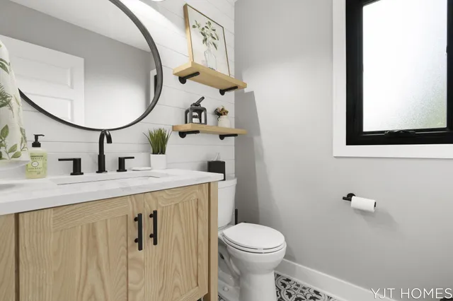 $599,999 | 8214 48th Street Southeast, Grand Rapids, MI 49512