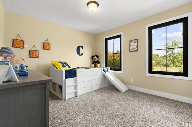 $599,999 | 8214 48th Street Southeast, Grand Rapids, MI 49512