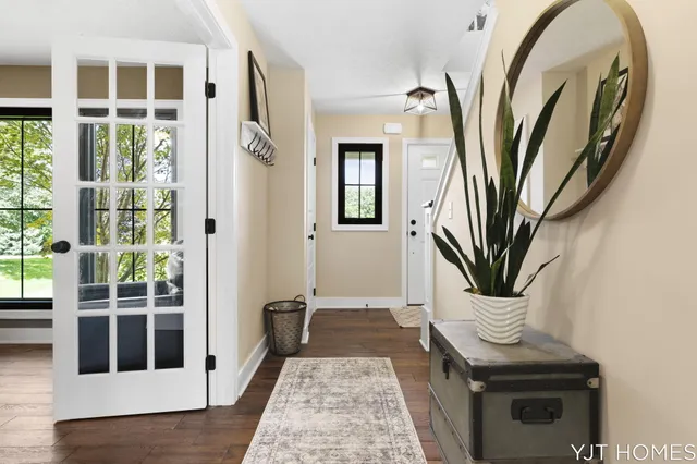 $599,999 | 8214 48th Street Southeast, Grand Rapids, MI 49512