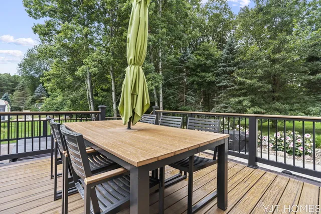 $599,999 | 8214 48th Street Southeast, Grand Rapids, MI 49512