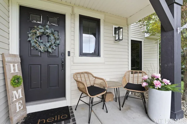 $599,999 | 8214 48th Street Southeast, Grand Rapids, MI 49512