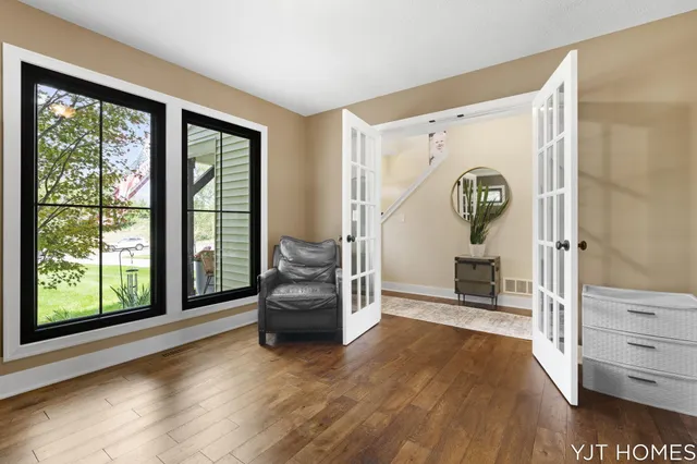 $599,999 | 8214 48th Street Southeast, Grand Rapids, MI 49512