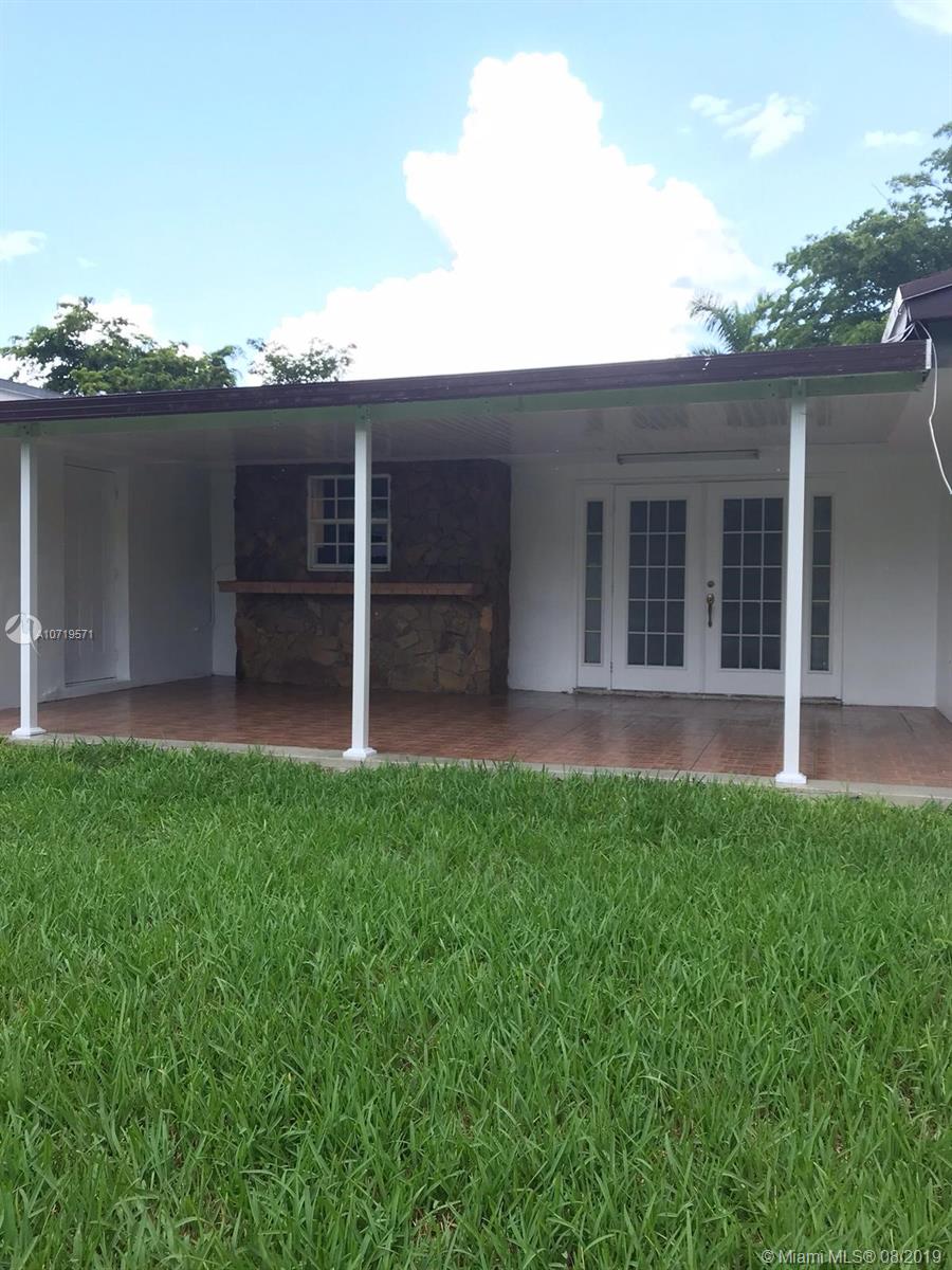 9910 Marlin Road Cutler Bay, FL 33157 - Photo 8 of 27 Gallery Image 8