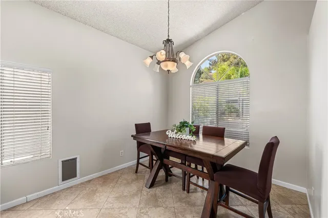 $1,255,000 | 22435 Cardiff Drive, Saugus, CA 91350