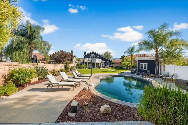 $1,255,000 | 22435 Cardiff Drive, Saugus, CA 91350