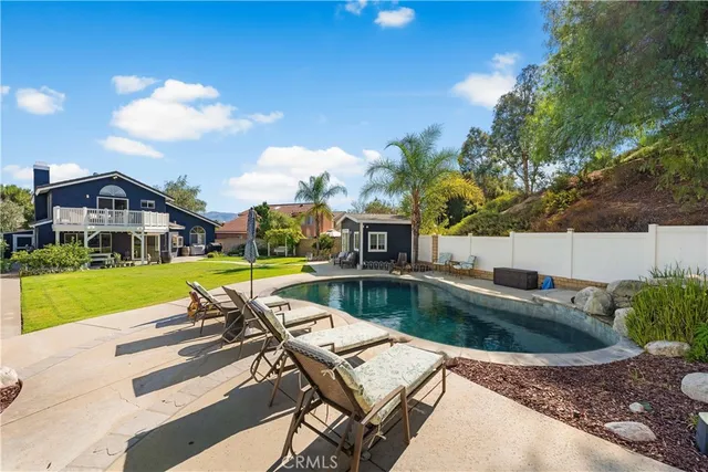$1,255,000 | 22435 Cardiff Drive, Saugus, CA 91350