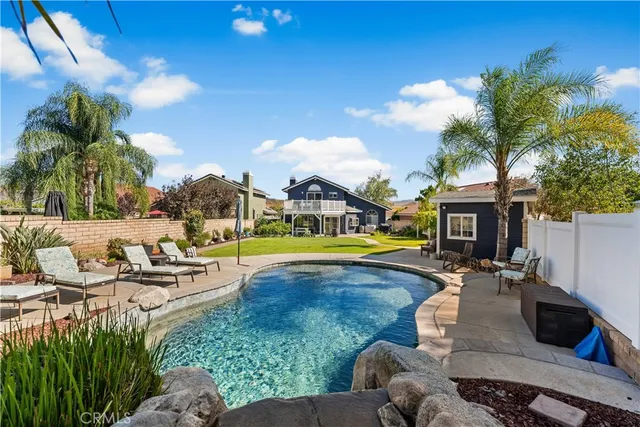 $1,255,000 | 22435 Cardiff Drive, Saugus, CA 91350